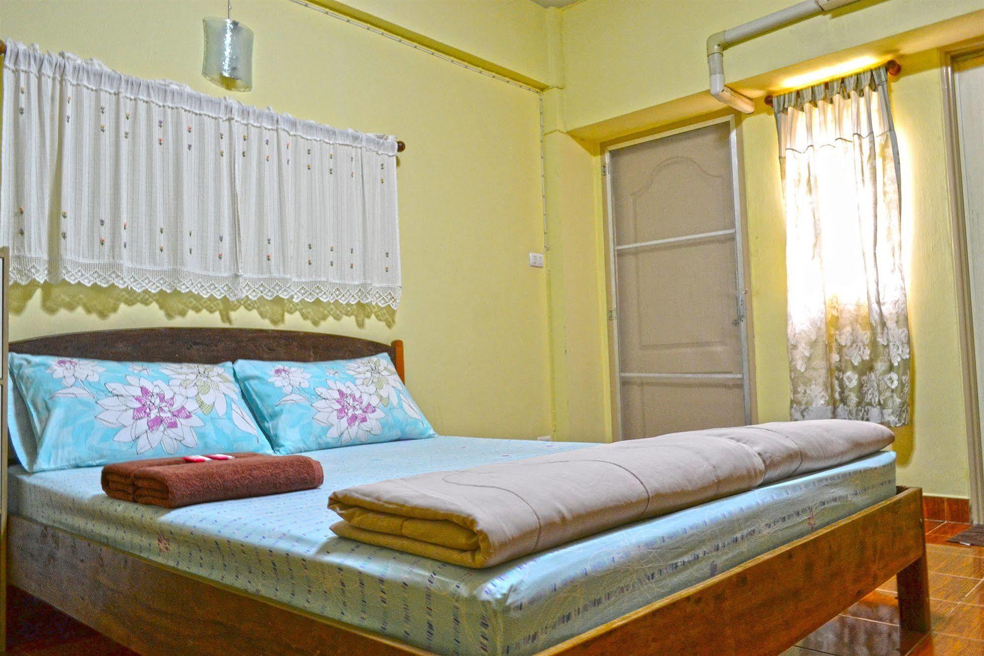 Benjaratch Boutique Apartment Bangkok Eksteriør bilde