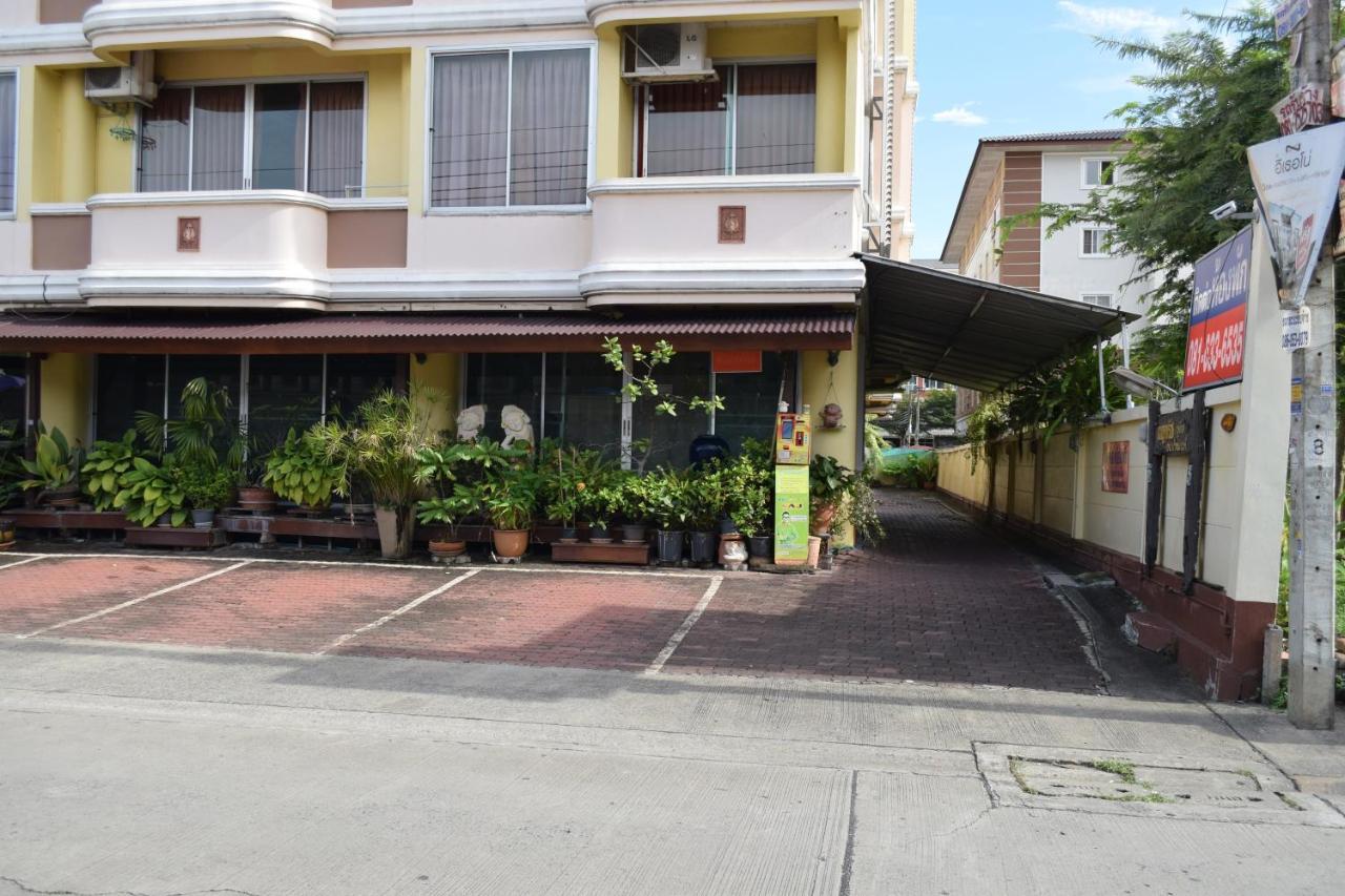 Benjaratch Boutique Apartment Bangkok Eksteriør bilde